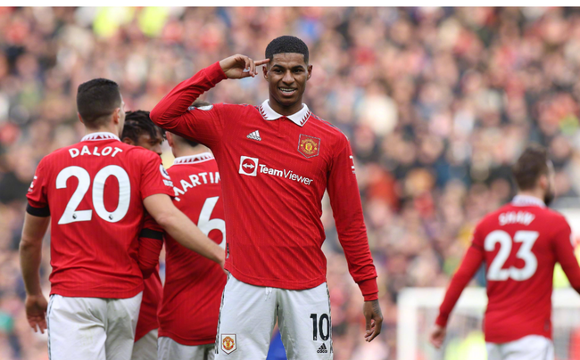 它是维尼修 它是维尼修